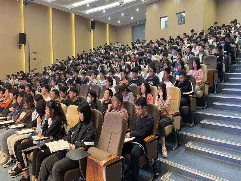 da3fa193-403e-4921-b1a4-fcdc316cb87c.jpg